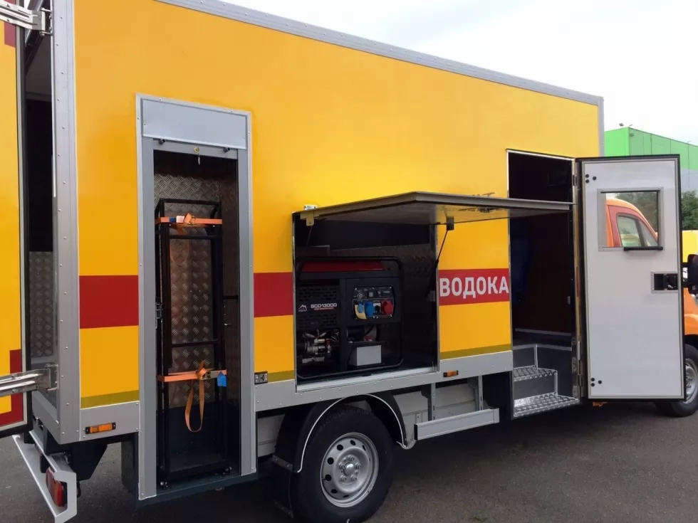 Коммунальщики Житомирщины приобрели новый аварийно-ремонтный автомобиль, фото 5