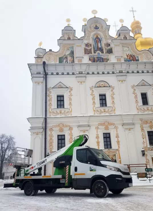 Автовышки Comet: паломничество в Лавру , фото 3