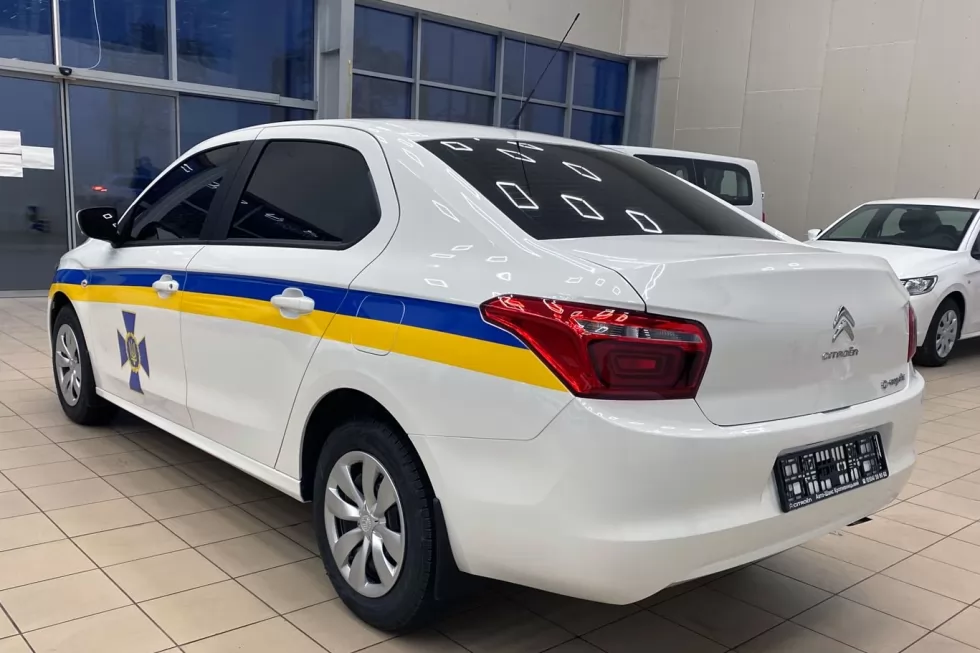 Для СБУ изготовлены два автомобиля быстрого реагирования на базе Сitroen C-Elysée, фото 2