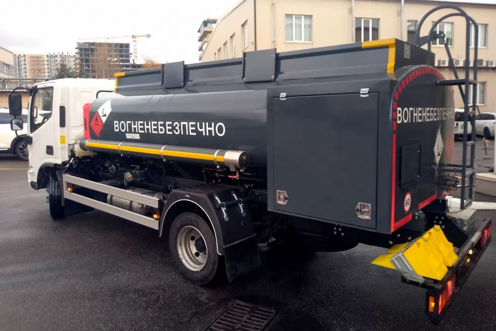 новый автотопливозаправщик foton купить украина