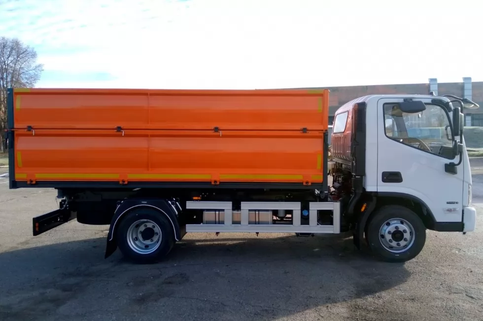 Изготовлены новые 5-тонные самосвалы на базе FOTON Aumark S, фото 1