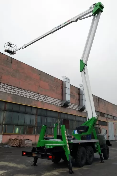 Воинские машины ЗИЛ-131 оснастили автовышками 26 | 2 | 13 HQ JIB, фото 4