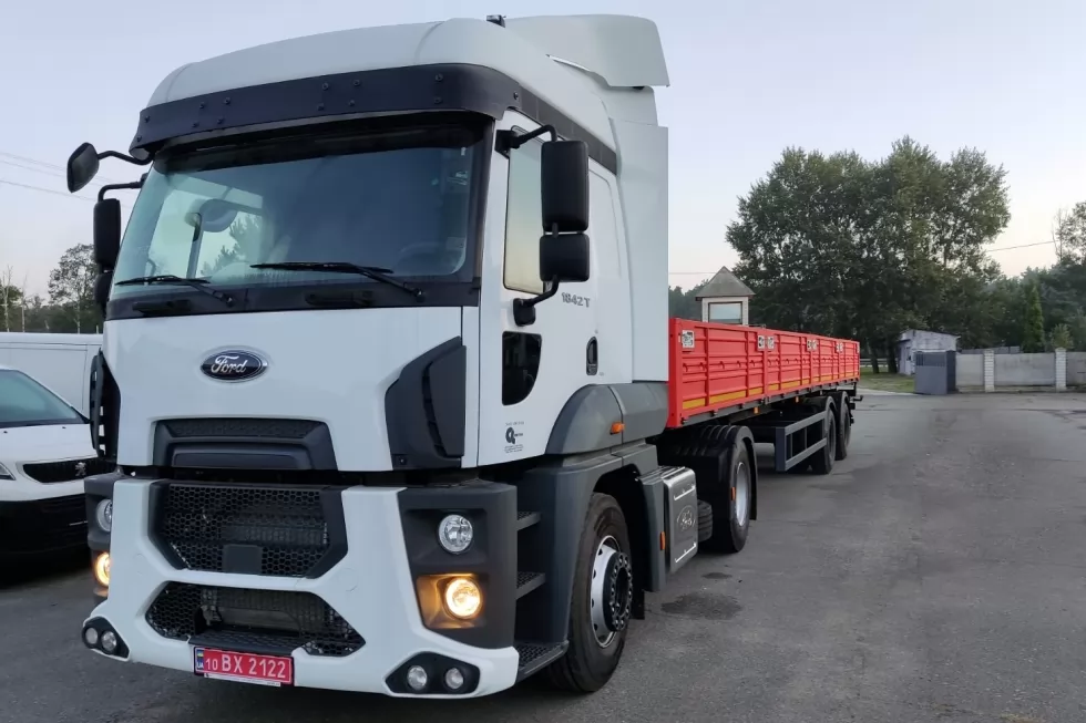 В компанию Винницаоблэнерго отправляется работать новый автопоезд на базе FORD Trucks и МАЗ, фото 2