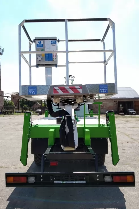 Ровнооблэнерго купил автовышку Comet 18 на полноприводном шасси ГАЗ-3308, фото 4