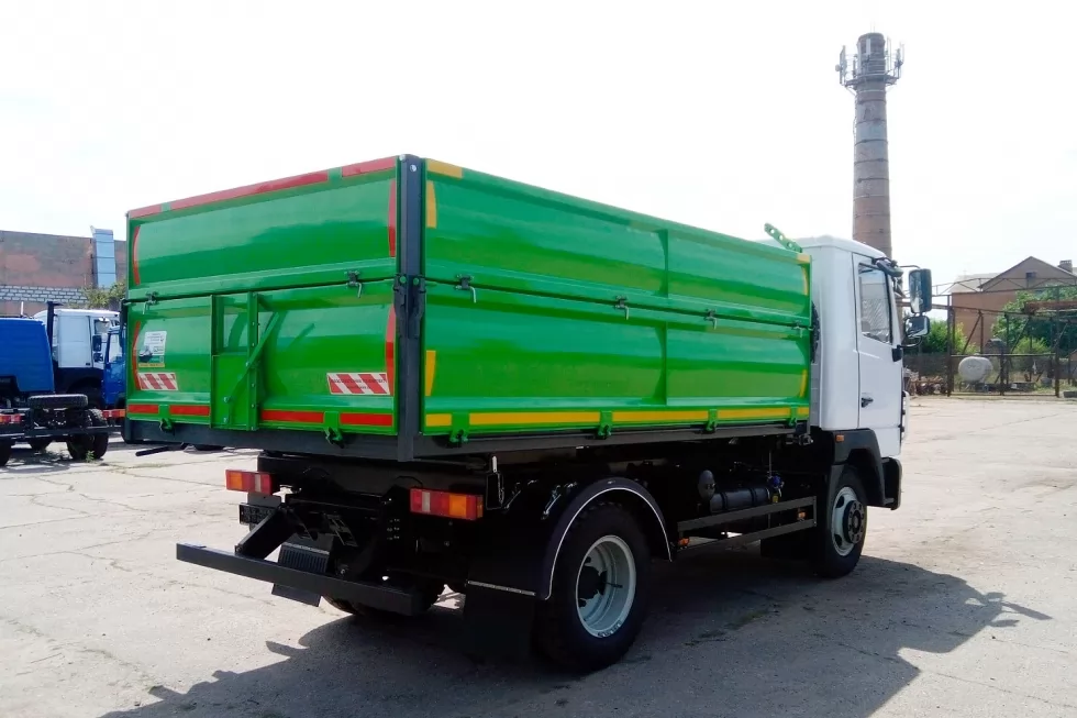 Два самосвала отправятся работать в Харьковскую область, фото 8