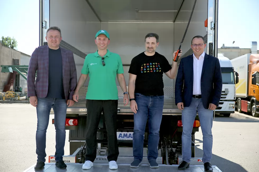 УКРПОЧТА получила 18 новых спецавтомобилей на базе IVECO EUROCARGO, фото 18