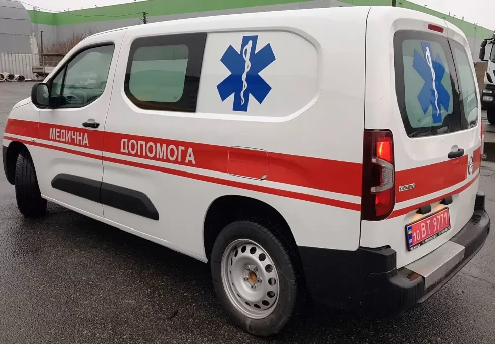 автомобиль скорой медицинской помощи opel combo