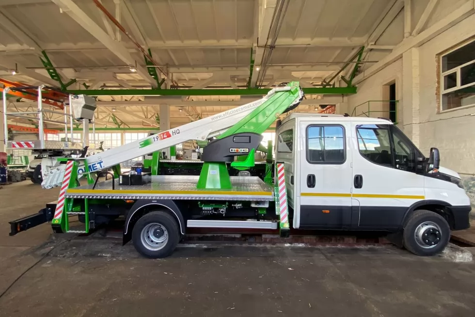 автовишка iveco