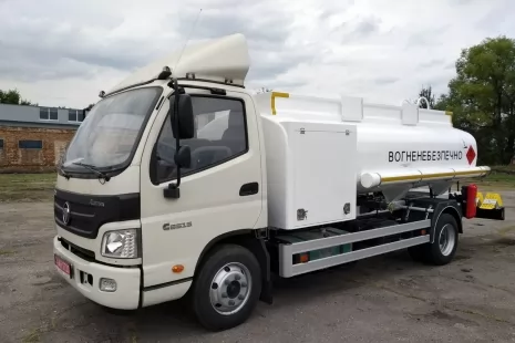 Топливозаправщик Техкомплект установлен на шасси FOTON
