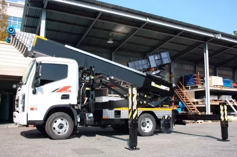 Завод спецтехники Техкомплект представляет новый подъемный механизм из Южной Кореи