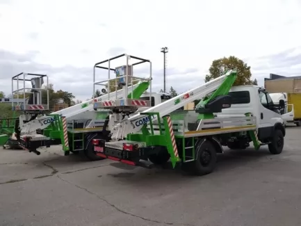 Изготовлены две автовышки Comet на полноприводных шасси IVECO