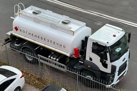 Партия из трех автотопливозаправщиков изготовлена для ведущей аграрной компании