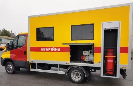 Сделана очередная аварийно-ремонтная мастерская на IVECO Daily