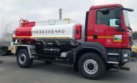 Бензовоз на man