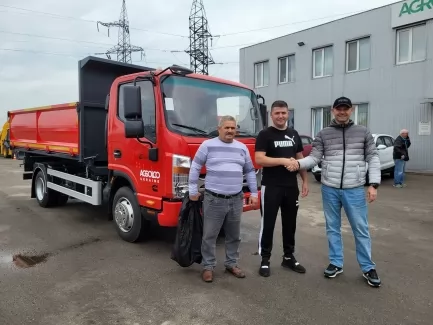 Изготовлен новый 4-тонный самосвал на базе JAC N82