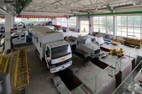 В сервісному центрі Техкомплект ведуться планові роботи по обслуговуванню та ремонту різноманітної спецтехніки