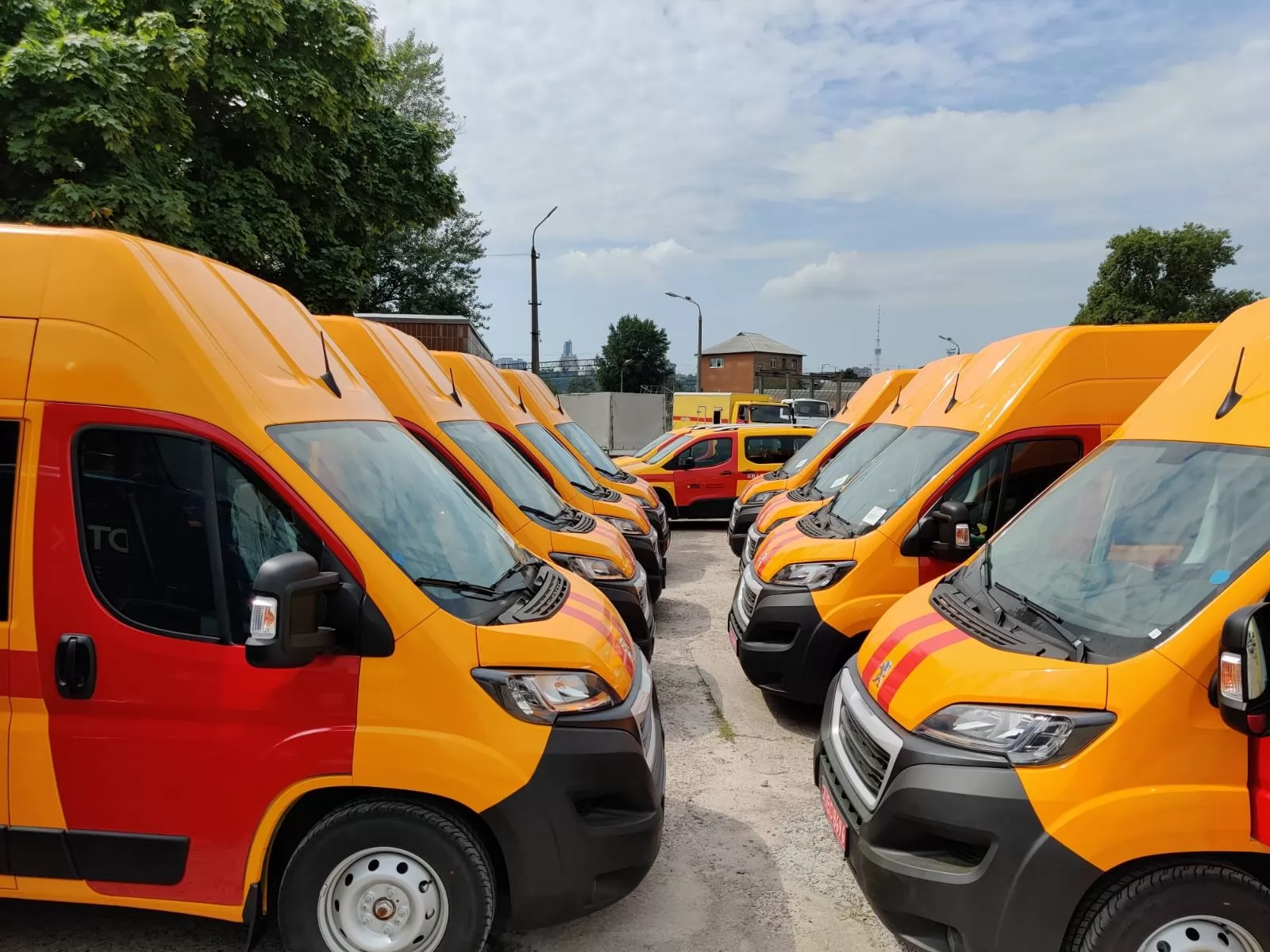 Аварійно-ремонтні автомобілі &ndash; чому обирають Citroen та Peugeot?