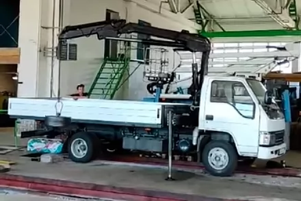 В нашем сервисном центре отремонтирован очередной кран-манипулятор