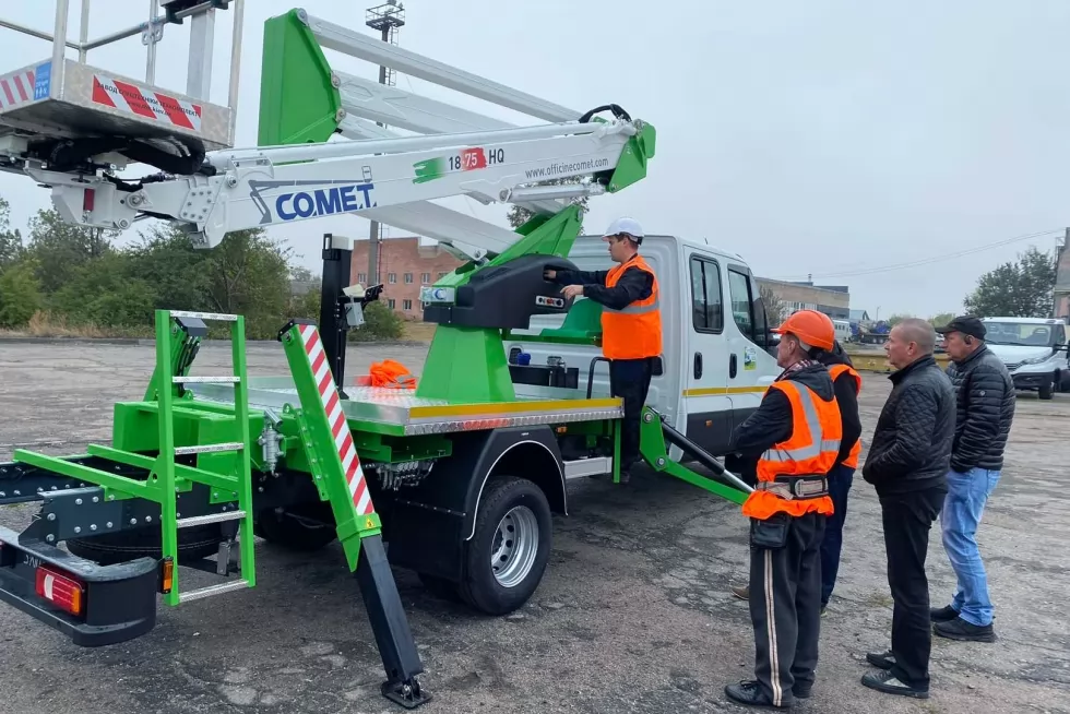 керування автовишкою