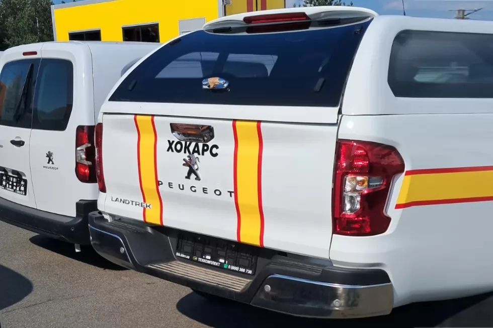 Партія пікапів PEUGEOT Landtrek працюватиме для потреб ХОКАРС, фото 2