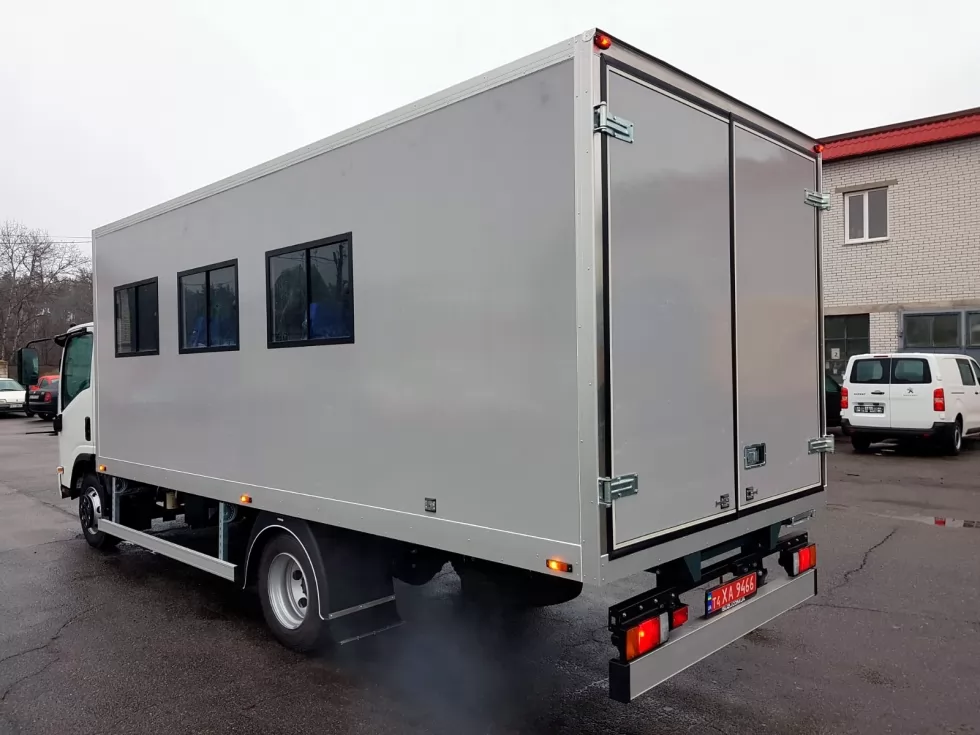 Виготовлено новий вахтовий автобус на базі ISUZU, фото 11