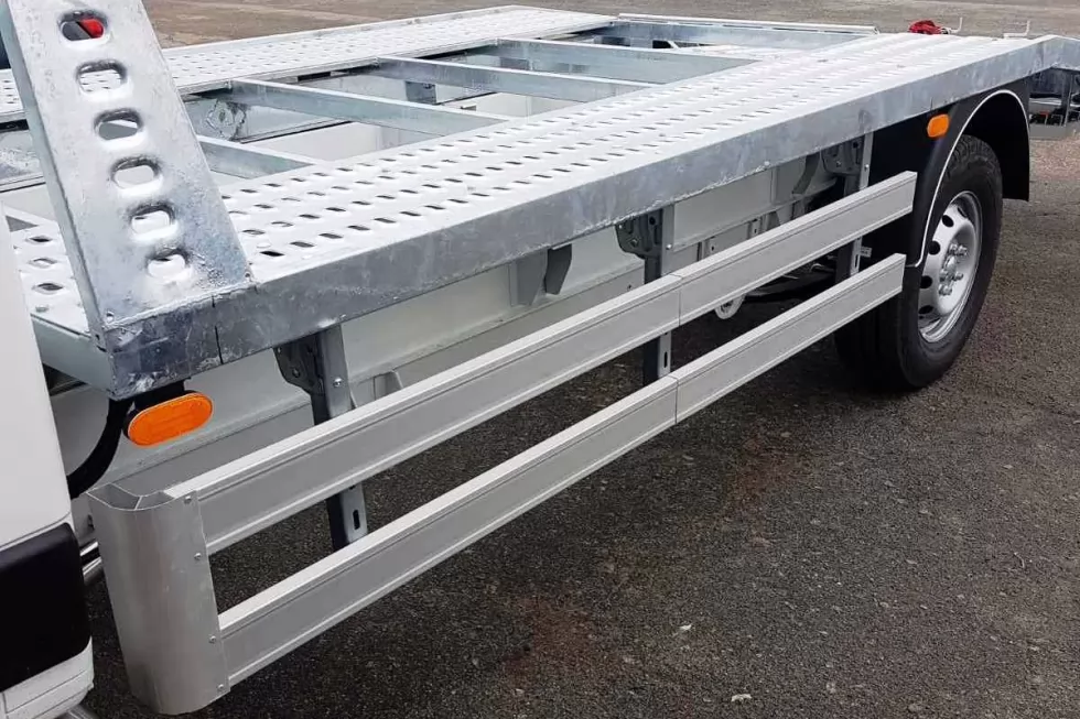 Техкомплект виготовив евакуатор на базі Peugeot BOXER L4, фото 3