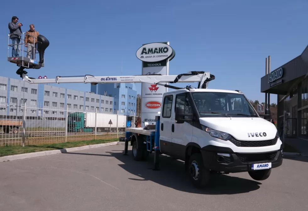 Автогідропідйомник IVECO: унікальне рішення від Техкомплект (відео), фото 1