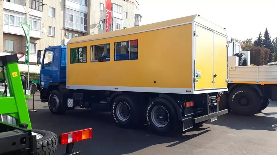 У Житомирі відбувається виставка великогабаритних машин спільного виробництва Україна-Білорусь, фото 3