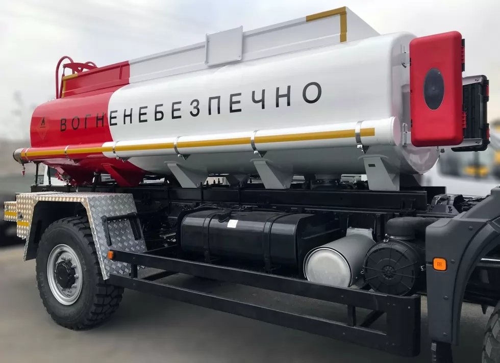 Техкомплектом вперше встановлено автоцистерну для транспортування та обліку палива на європейське шасі MAN, фото 3