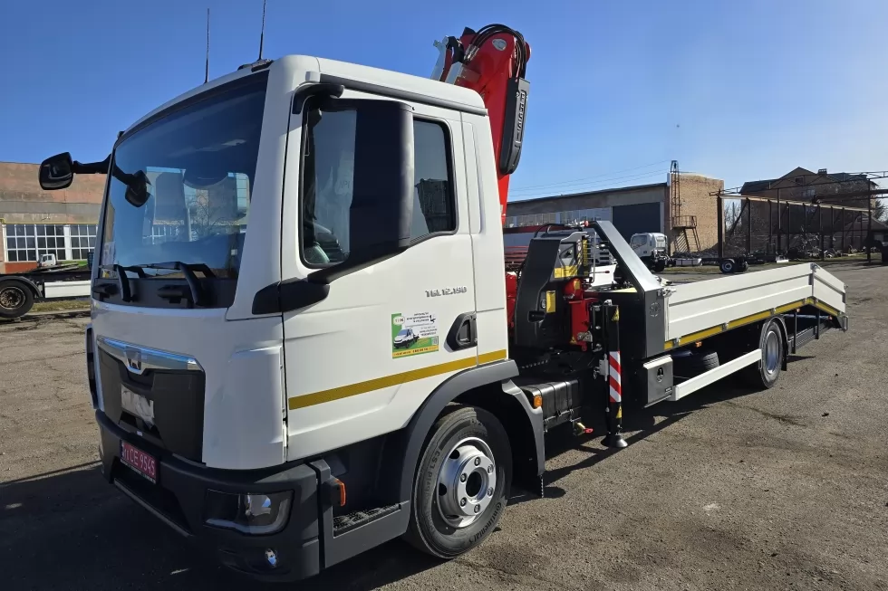 До свого замовника поїхав працювати новий евакуатор на базі MAN з КМУ FASSI 130AT, фото 5