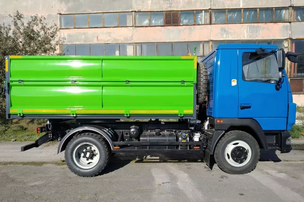 Черговий самоскид на базі МАЗ вирушив до покупця, фото 3