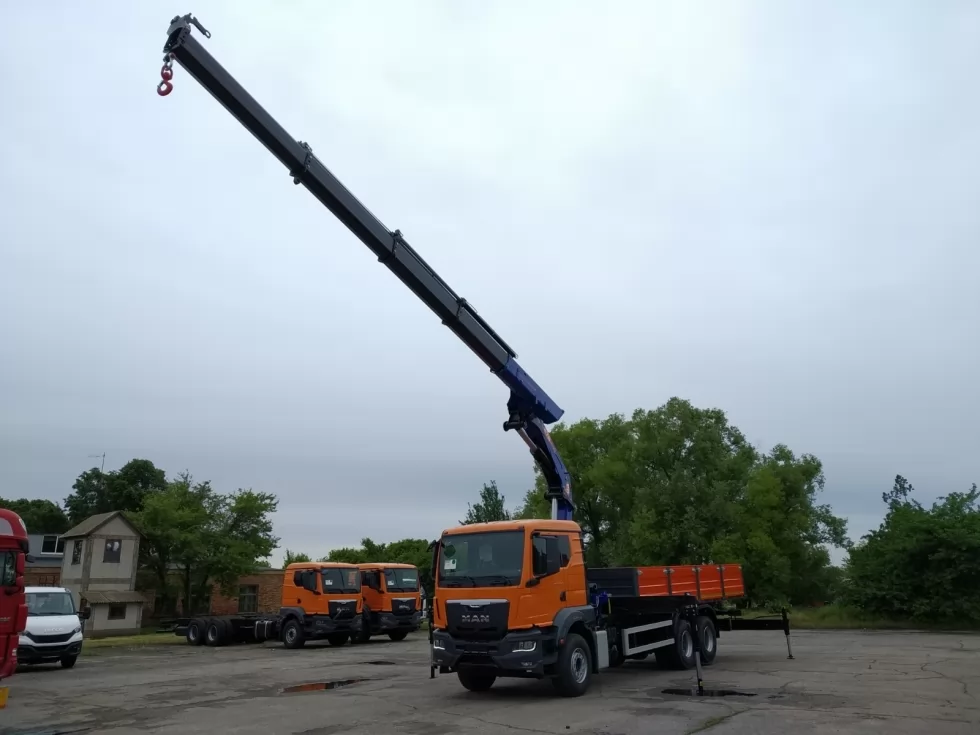 ГК АВТОСТРАДА - власник шести бортових платформ з КМУ PM 47.5 на базі MAN TGS 33.440, фото 3