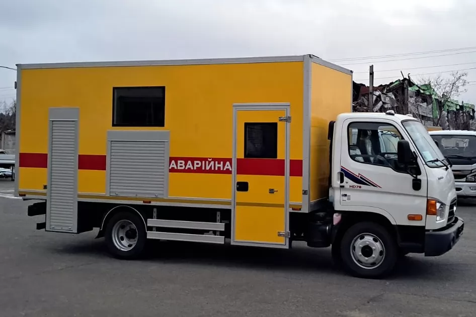 Для відновлення Донеччини зроблено 2 нових аварійно-ремонтних автомобіля, фото 10