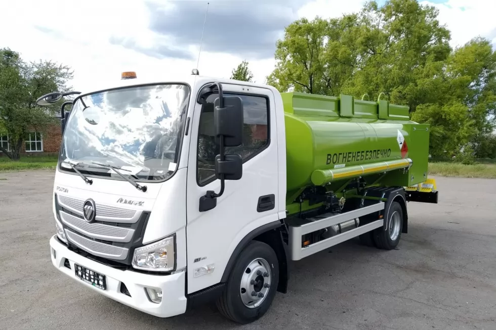 Зроблено черговий автопаливозаправник на азіатському шасі, фото 7