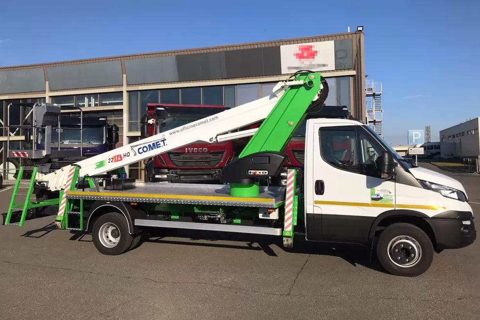 22-метрова автовишка COMET вперше в Україні встановлена на шасі IVECO, фото 6