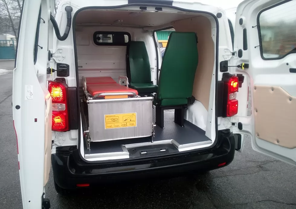 Французька легкова автотехніка рятуватиме життя, фото 11