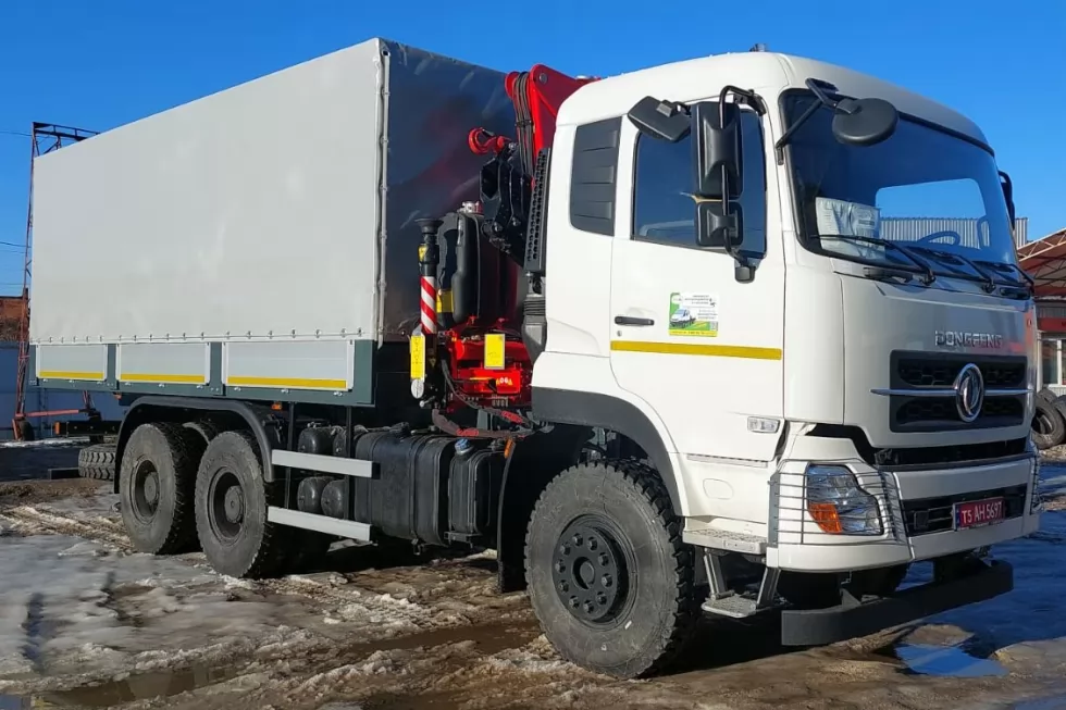 Вантажівки DONGFENG: доступні рішення для перевезення вантажів