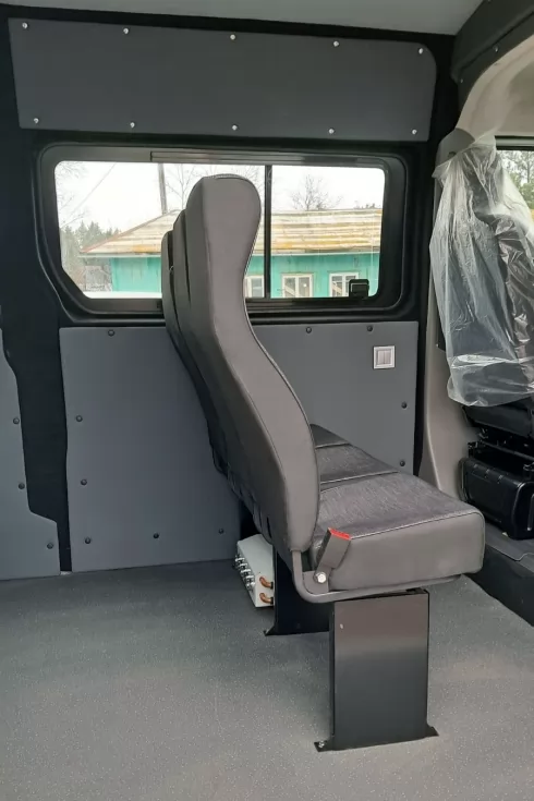 Для нашого партнера з Кривого Рогу зроблено галузеву спеціалізацію Renault Master, фото 11