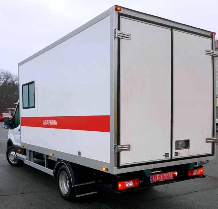 Для тернопільських комунальників зроблено аварійно-ремонтну майстерню FORD Transit, фото 1