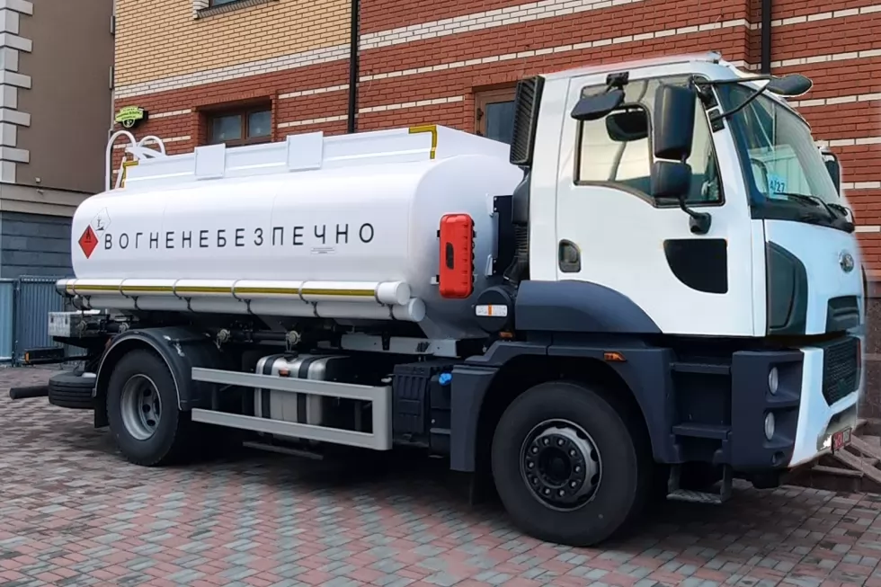 Підсумки продажів спецтехніки власного виробництва Техкомплект у 2022 році