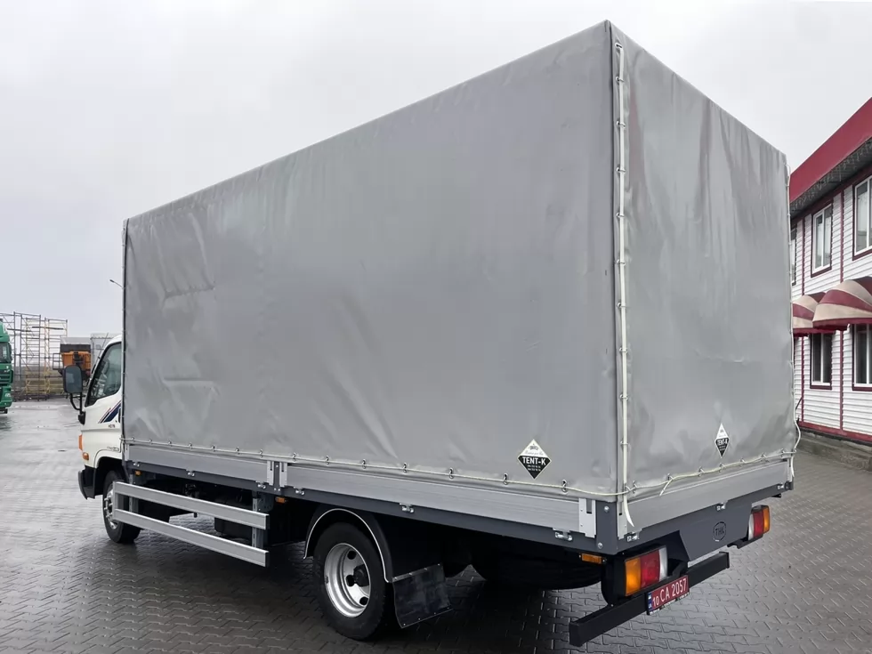 Готується до відвантаження партія бортових платформ на Hyundai HD78, фото 4