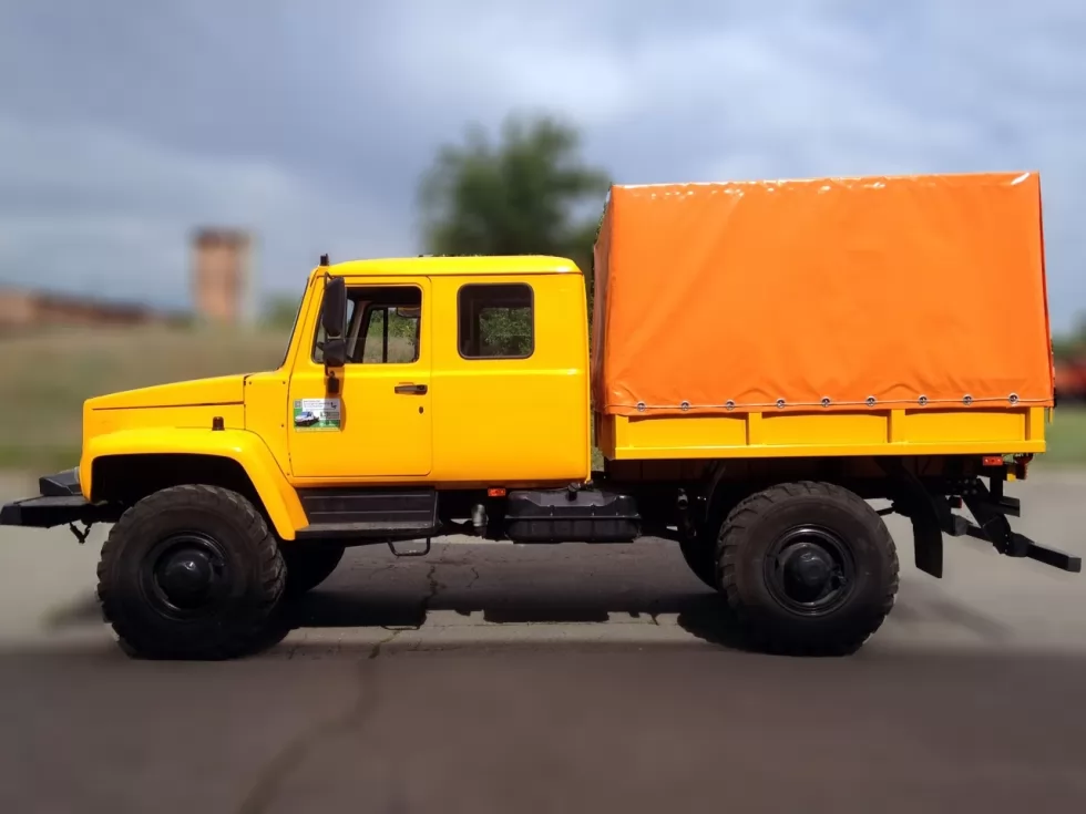 Повнопривідні бортові ГАЗи САДКО вирушили до свого покупця, фото 2