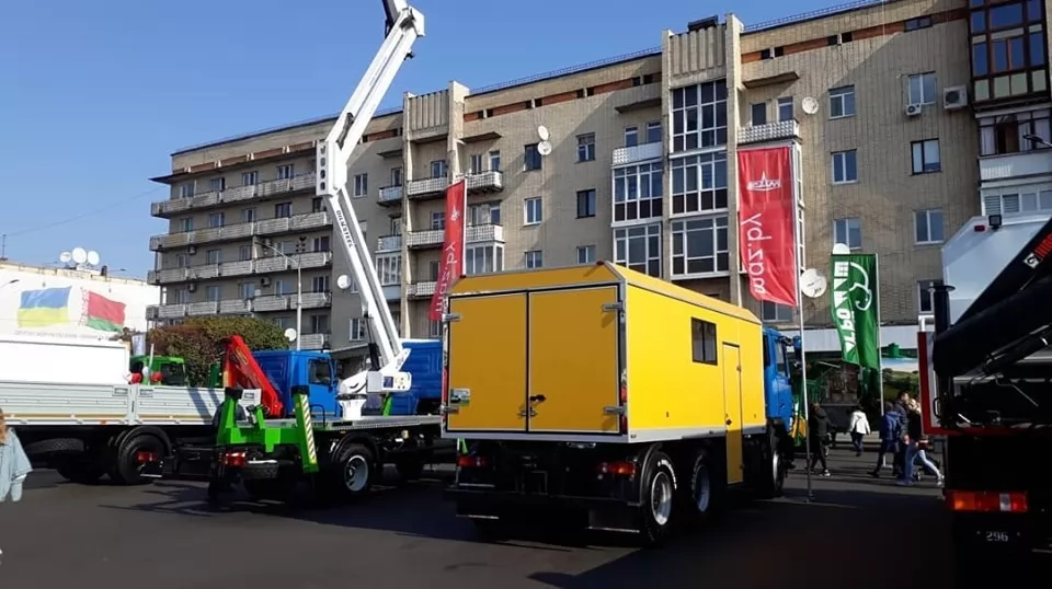 У Житомирі відбувається виставка великогабаритних машин спільного виробництва Україна-Білорусь, фото 9