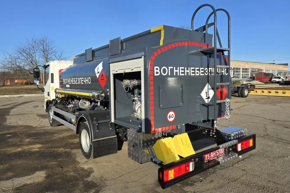 Черговий спільний проєкт з офіційним дистриб`ютором FOTON в Україні: виготовлено новий автопаливозаправник APZ-5.0, фото 4