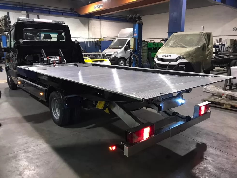 В Україні продаватимуться італійські евакуатори BOTTI, фото 21