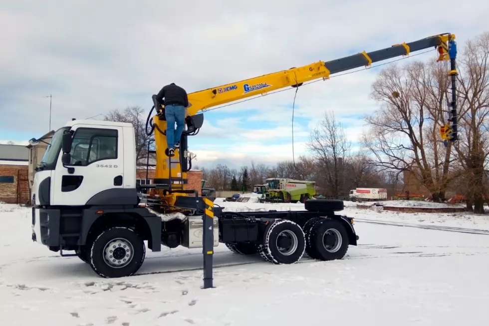 Виготовлено нову бурокранову машину з краном-маніпулятором XCMG, фото 5