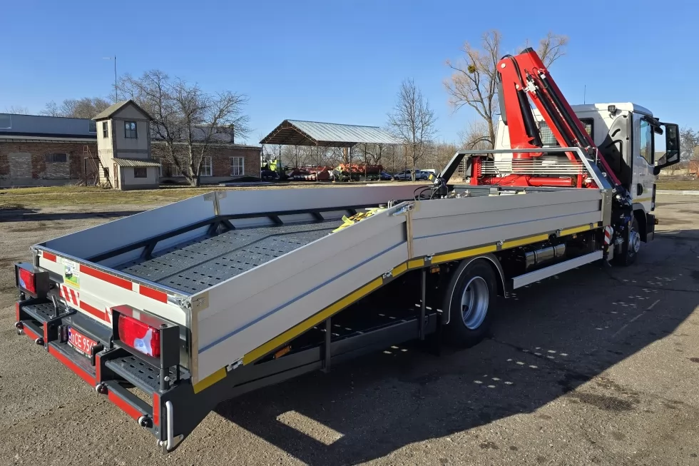 До свого замовника поїхав працювати новий евакуатор на базі MAN з КМУ FASSI 130AT, фото 4