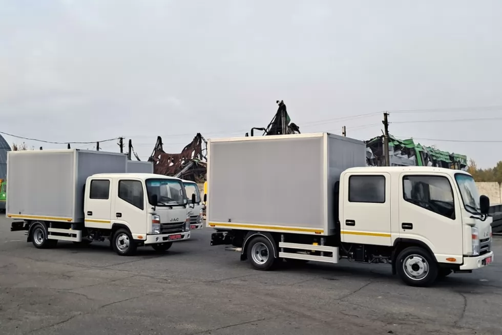 Відвантажено партію бригадних автомобілей на базі JAC N56DC, фото 3