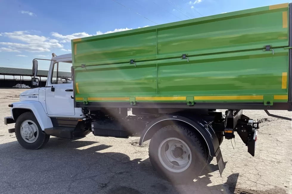 В Україні зроблено останній самоскид на базі нового ГАЗ-3309 (Бєлава-1100), фото 2