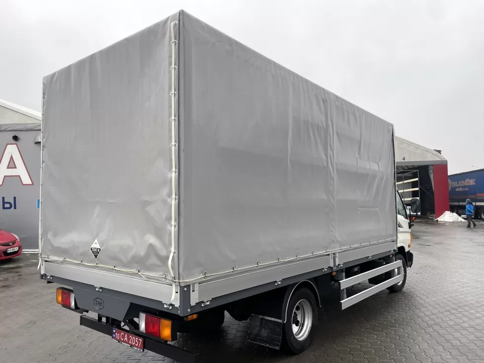 Готується до відвантаження партія бортових платформ на Hyundai HD78, фото 6